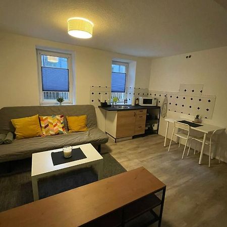 Ruhiges Apartment Im Herzen Von Gera Luaran gambar