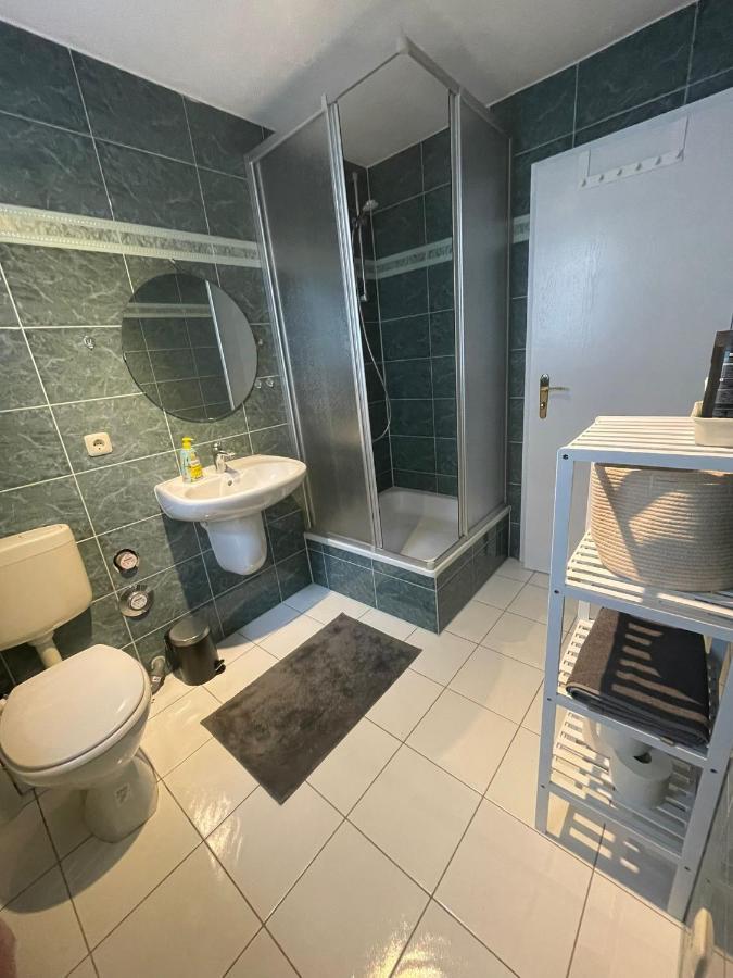 Ruhiges Apartment Im Herzen Von Gera Luaran gambar